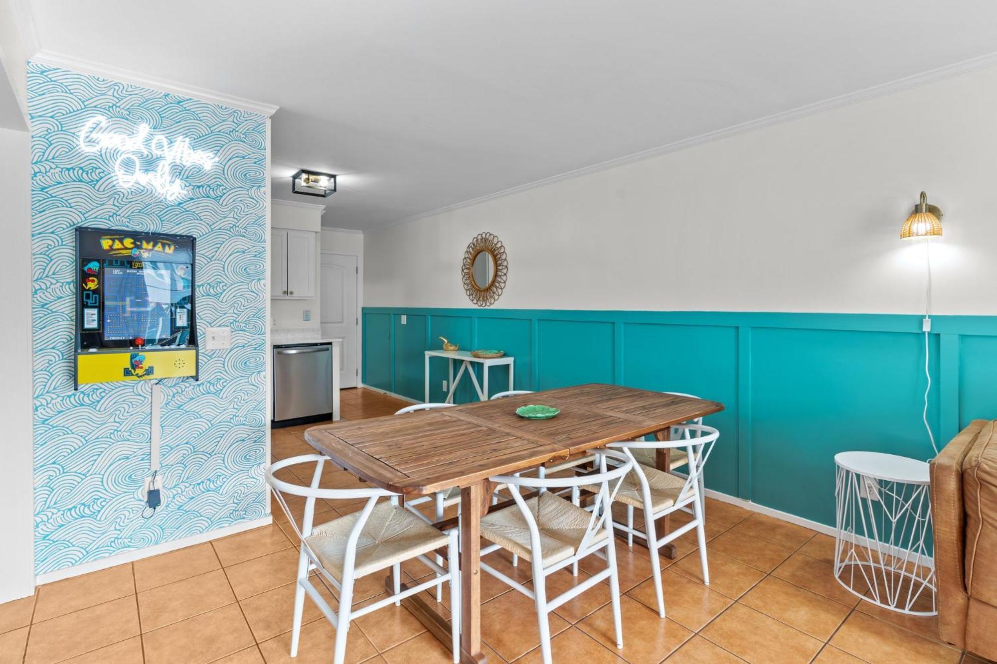 Hang Ten Hideaway, Pool, Condo, Parking - 6 Person Max Occupancy แคโลไลนาบีช ภายนอก รูปภาพ